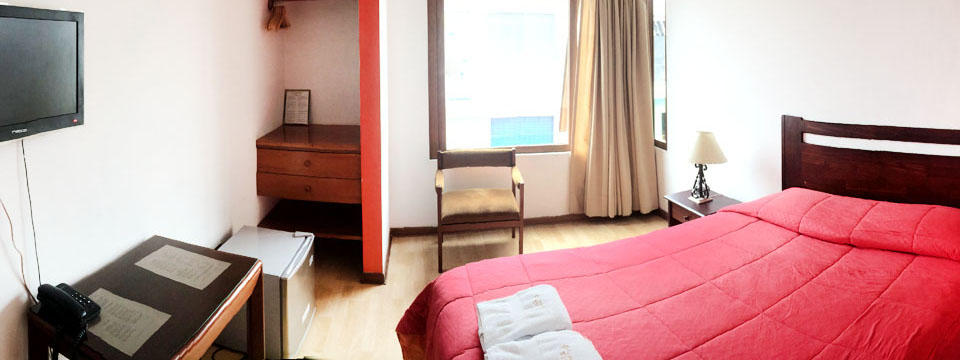 HOSTAL EL CANDELABRO